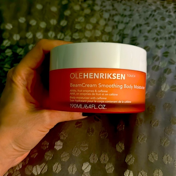 Other - OLEHENRIKSEN BeamCream Smoothing Body Moisturizer